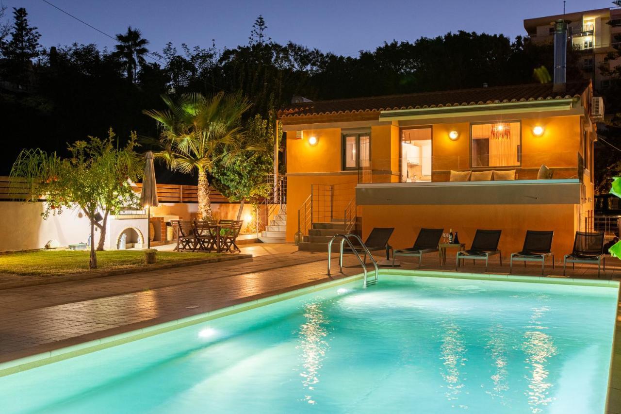 Villa Rea'S Sea House Kato Galatas Exterior foto